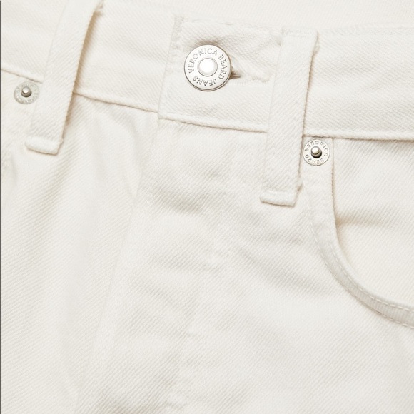 Pants 👖 Veronica Beard's Taylor jeans are cut from premium denim. - Picture 5 of 12